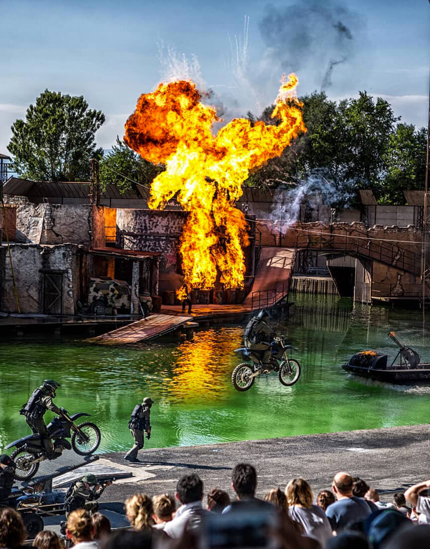 Medusa epic show, Hooray for Hollywood, U.S. Army stunt show